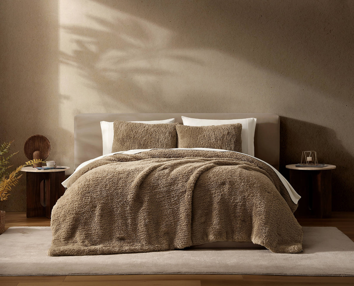 Breathable Faux Fur Comforter Bundle