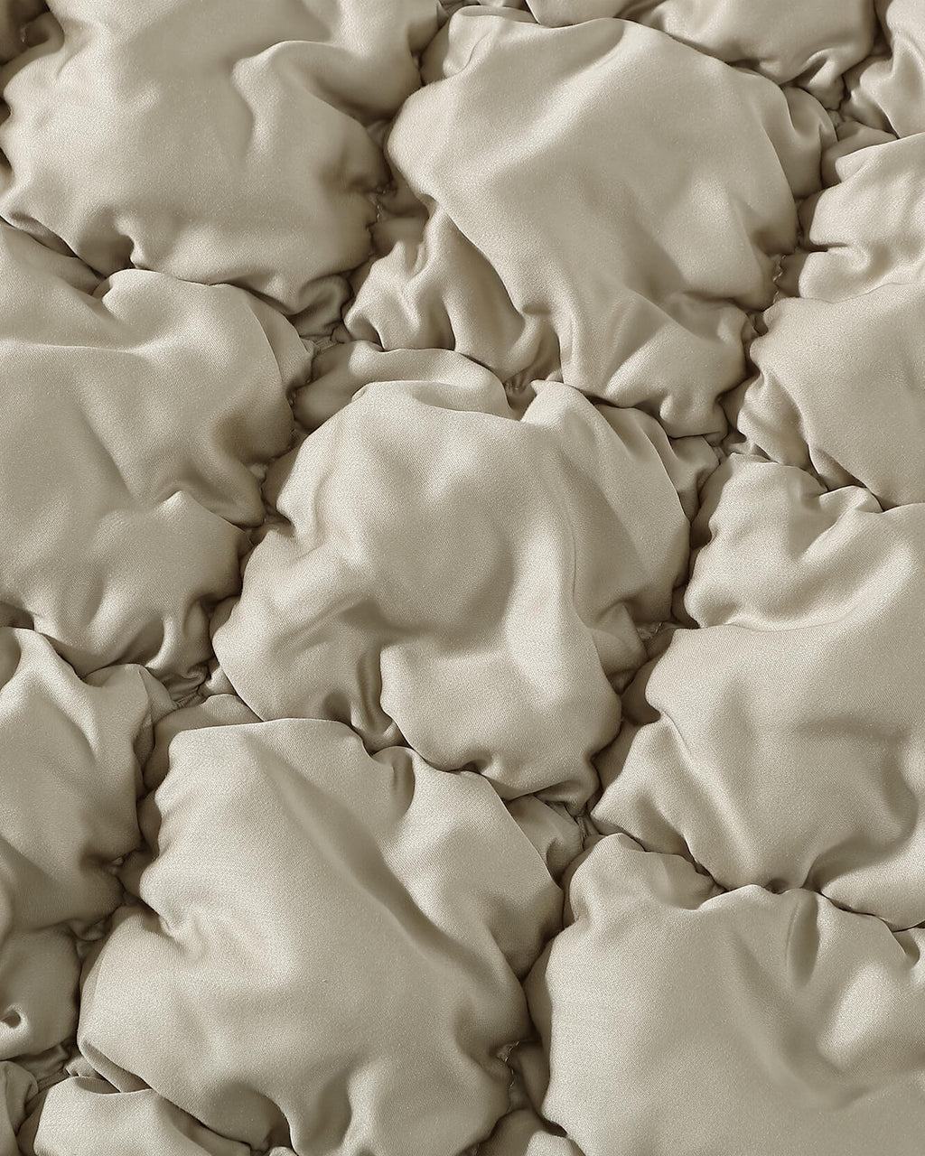Silky Lyocell Puff Comforter